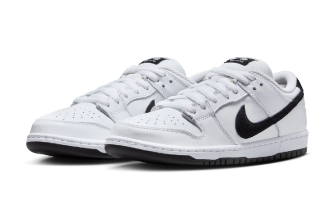 Nike SB Dunk Sneakers